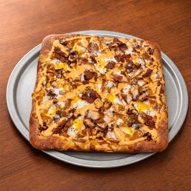 The Boone Chicken Pizza.